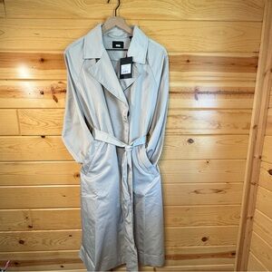 Away Transit Trench Coat Ltd Edition Sz Large